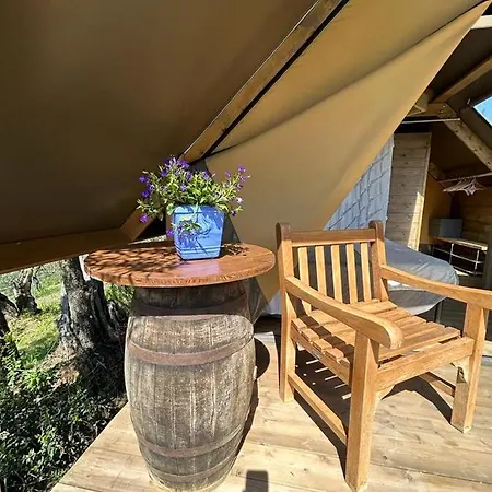 Luxury tent Glamping Il Grillo Lamporecchio